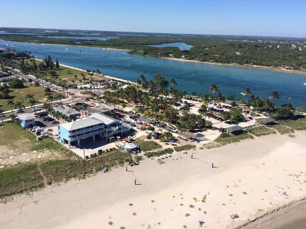 Rhumcay Beach Resort And Grille 포르 피어스 외부 사진