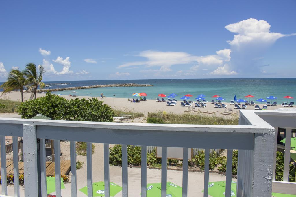 Rhumcay Beach Resort And Grille 포르 피어스 외부 사진