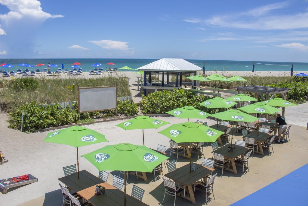 Rhumcay Beach Resort And Grille 포르 피어스 외부 사진