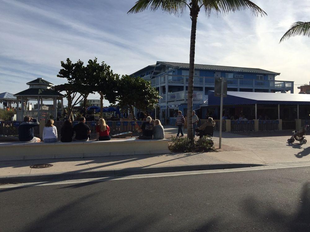 Rhumcay Beach Resort And Grille 포르 피어스 외부 사진