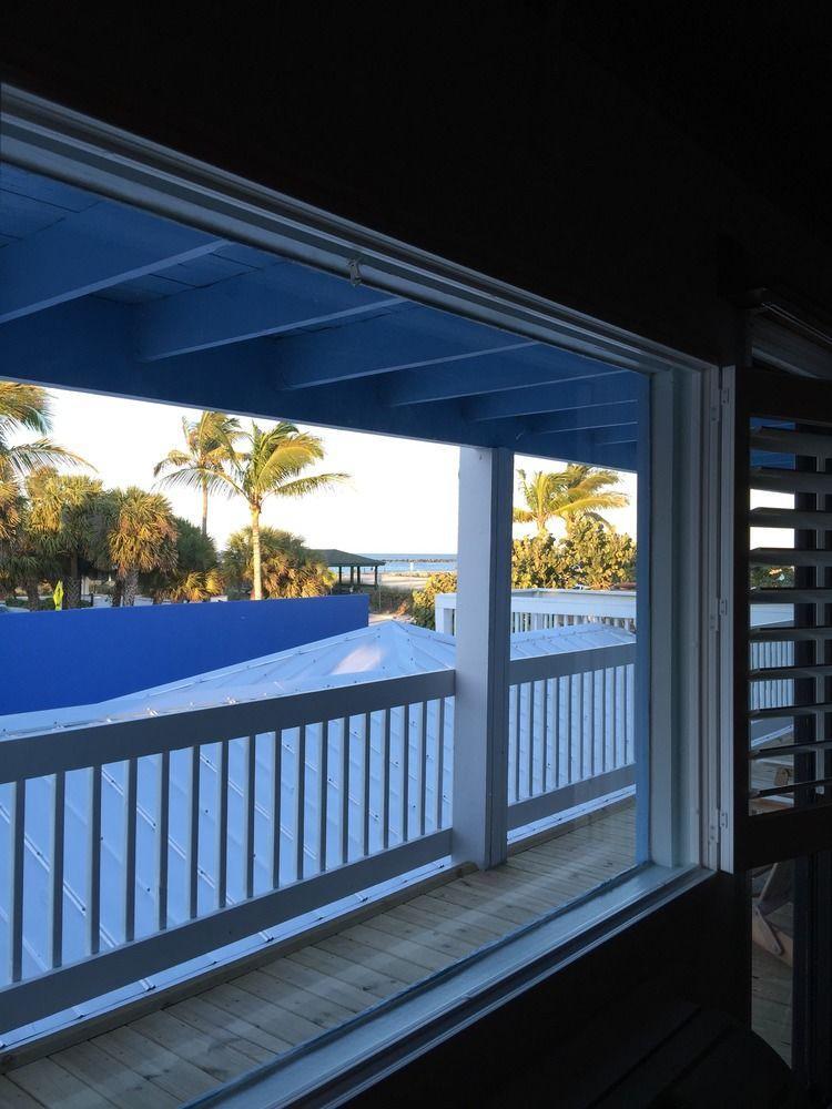Rhumcay Beach Resort And Grille 포르 피어스 외부 사진