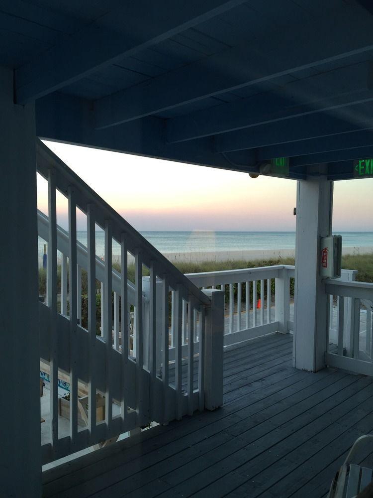 Rhumcay Beach Resort And Grille 포르 피어스 외부 사진