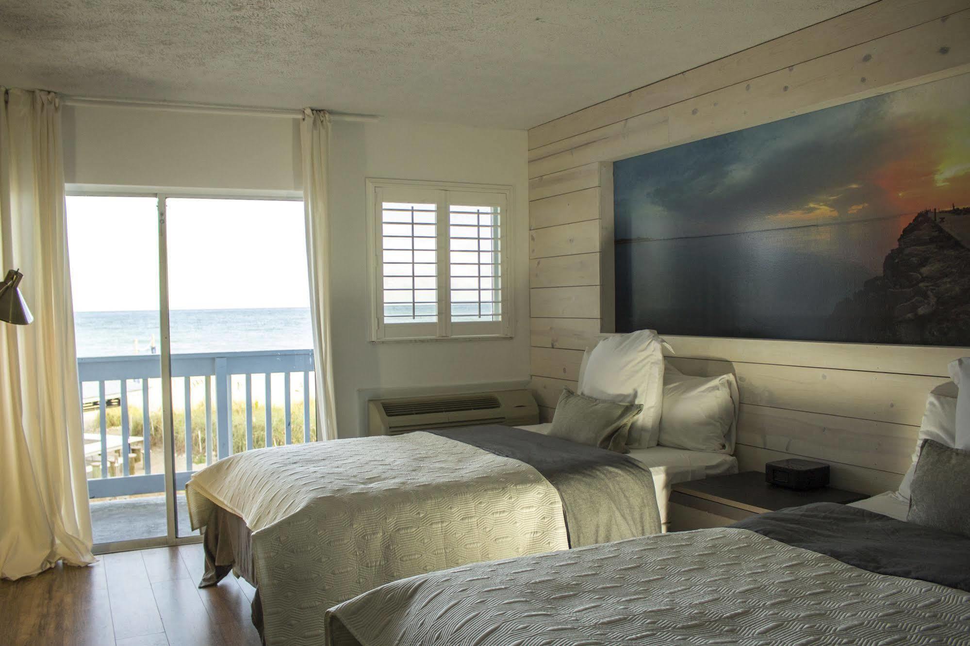 Rhumcay Beach Resort And Grille 포르 피어스 외부 사진